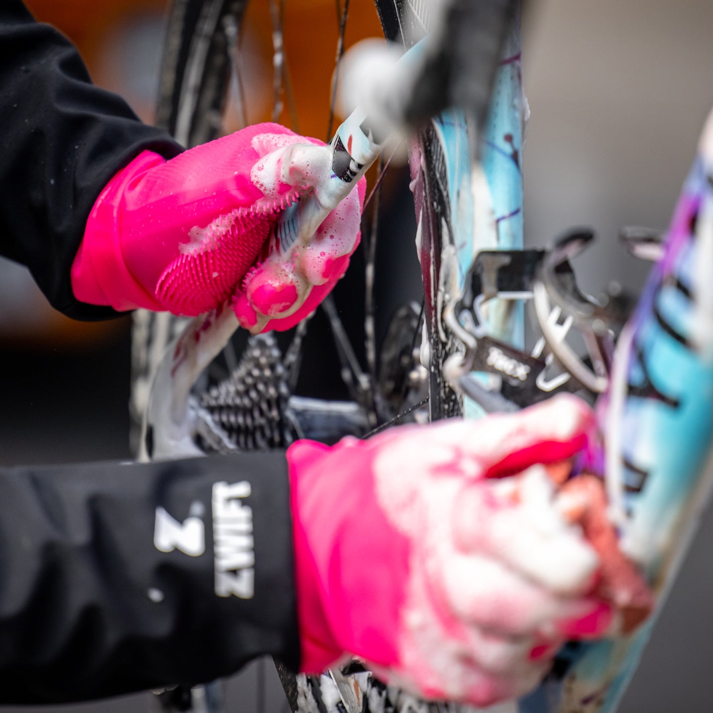 20625_03 - Surron Off Road USA