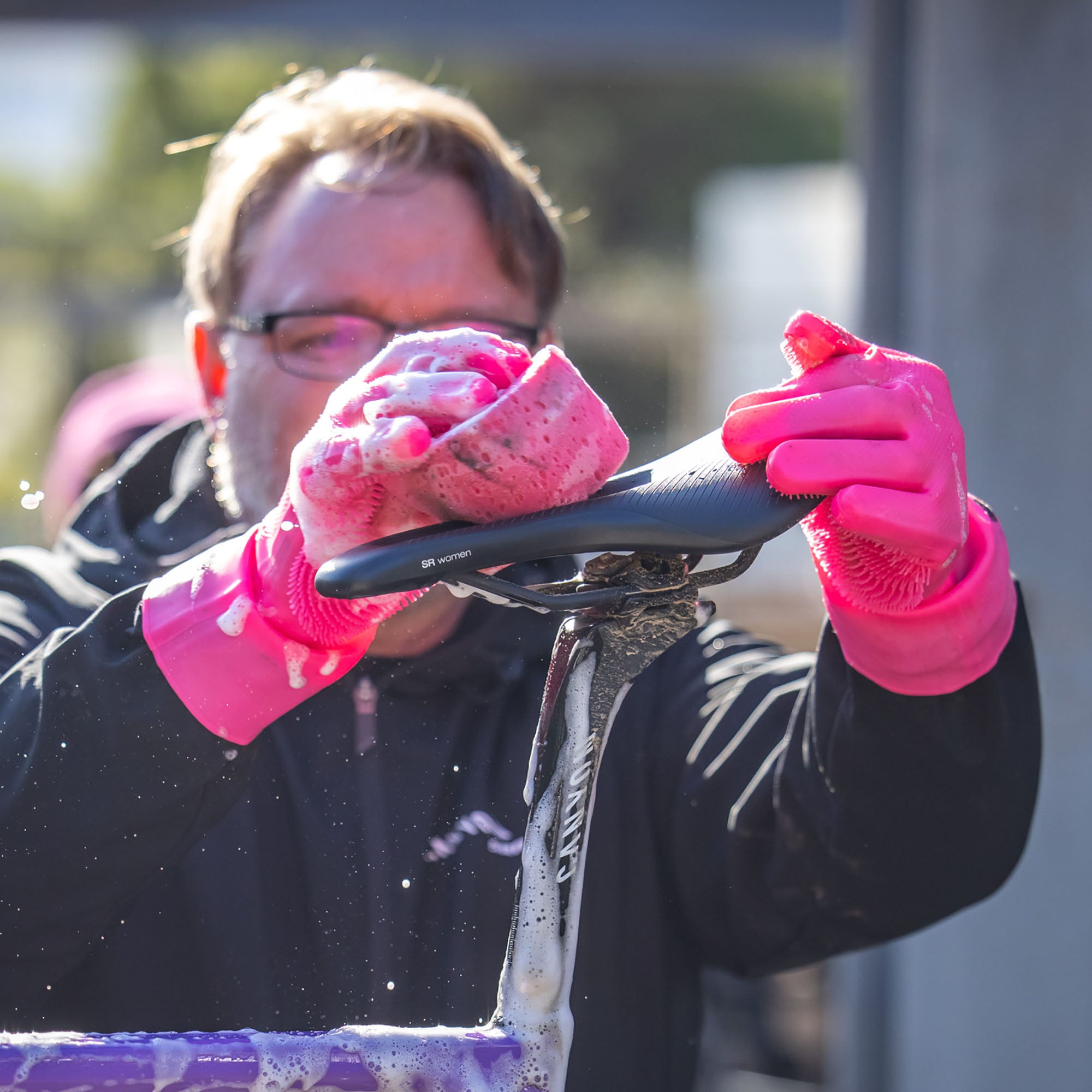 20625_04 - Surron Off Road USA