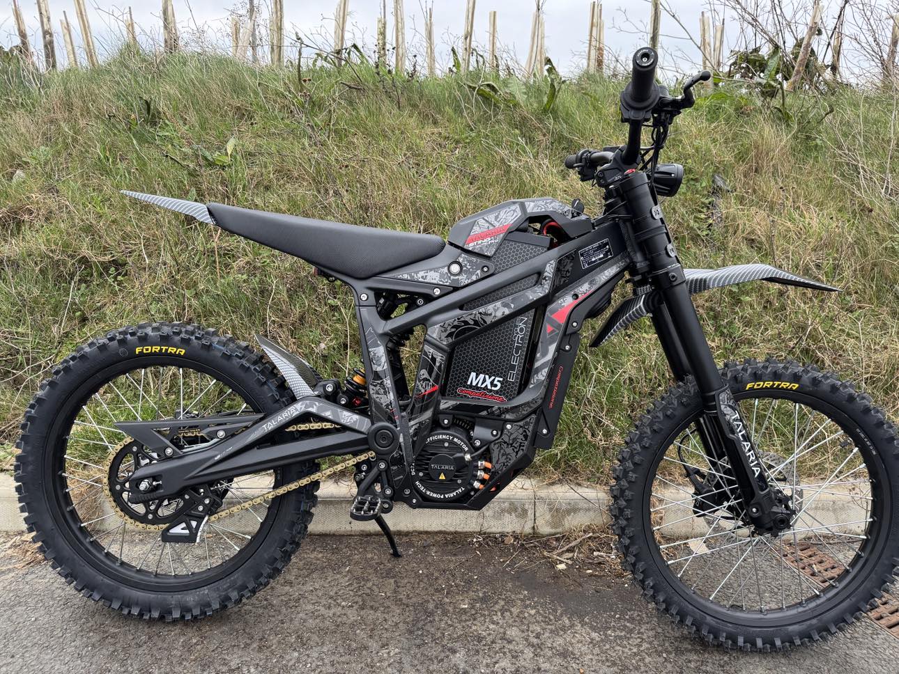 6_9c4b8e44-e636-4711-a252-05e6ef04bedf - Surron Off Road USA