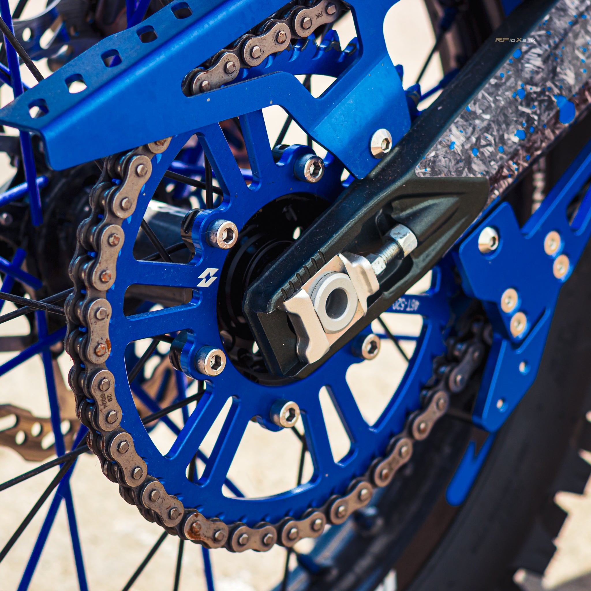 BLUEULTRABEE-11 - Surron Off Road USA