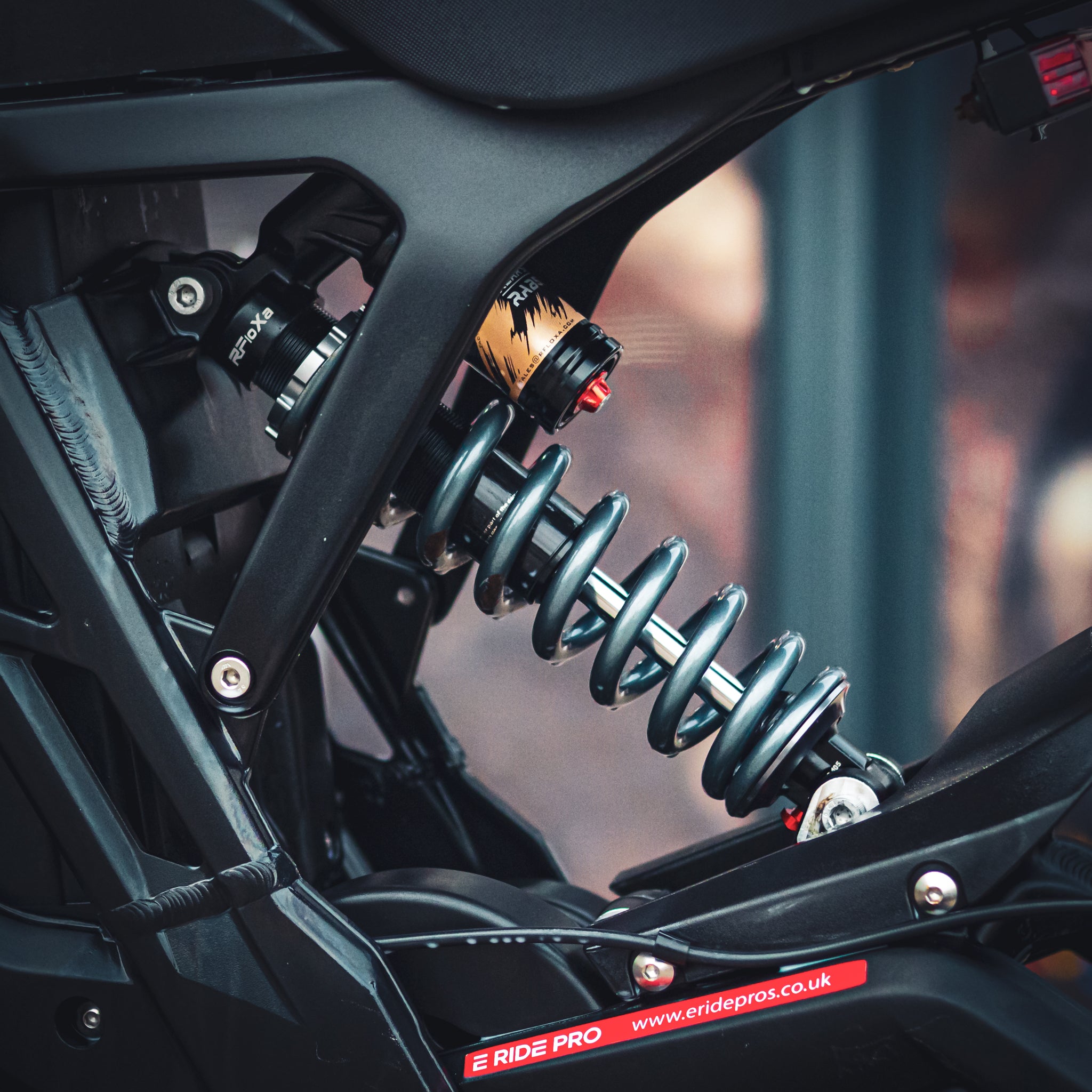 ERIDECLOSEUPS-20 - Surron Off Road USA