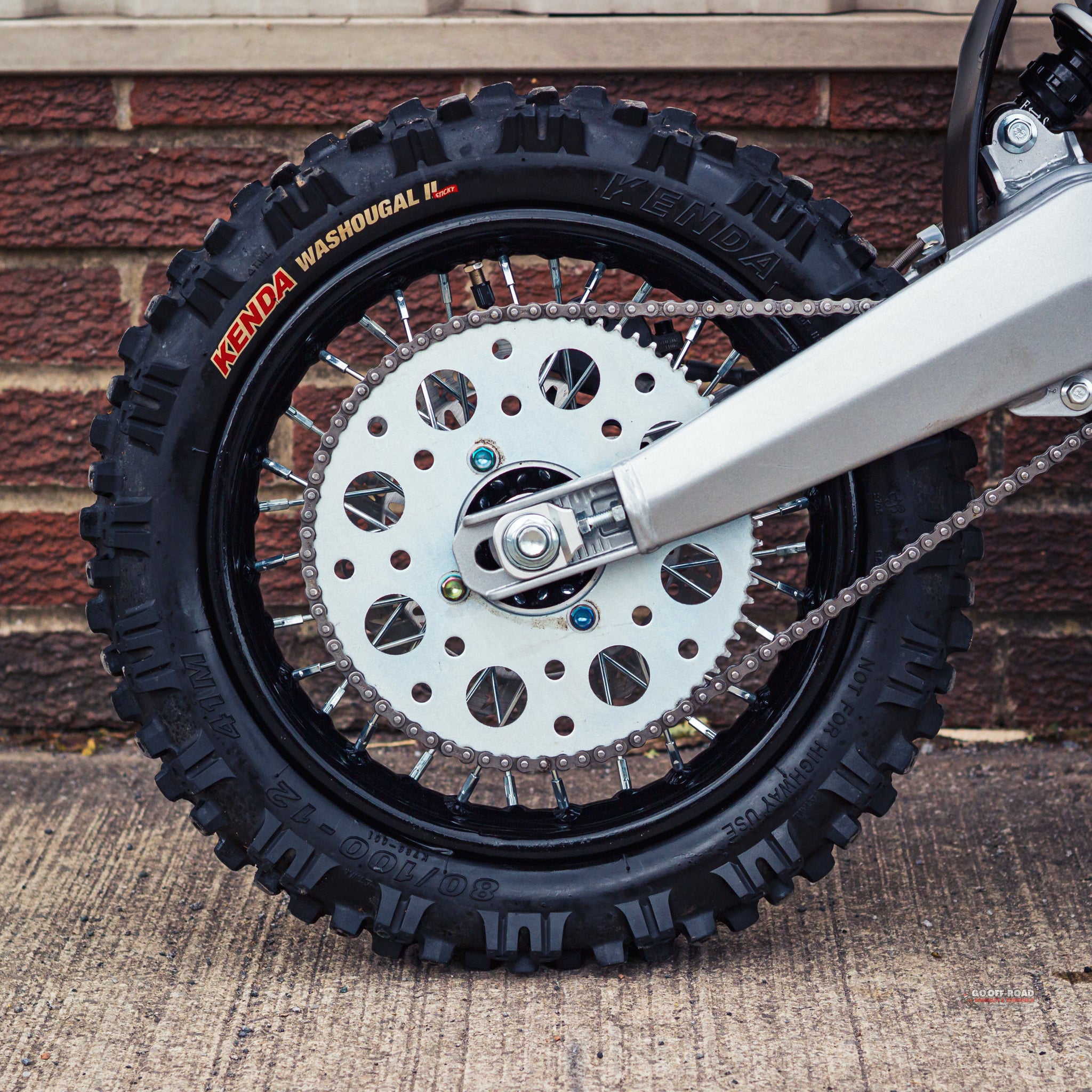 ETMRTRRED-08 - Surron Off Road USA