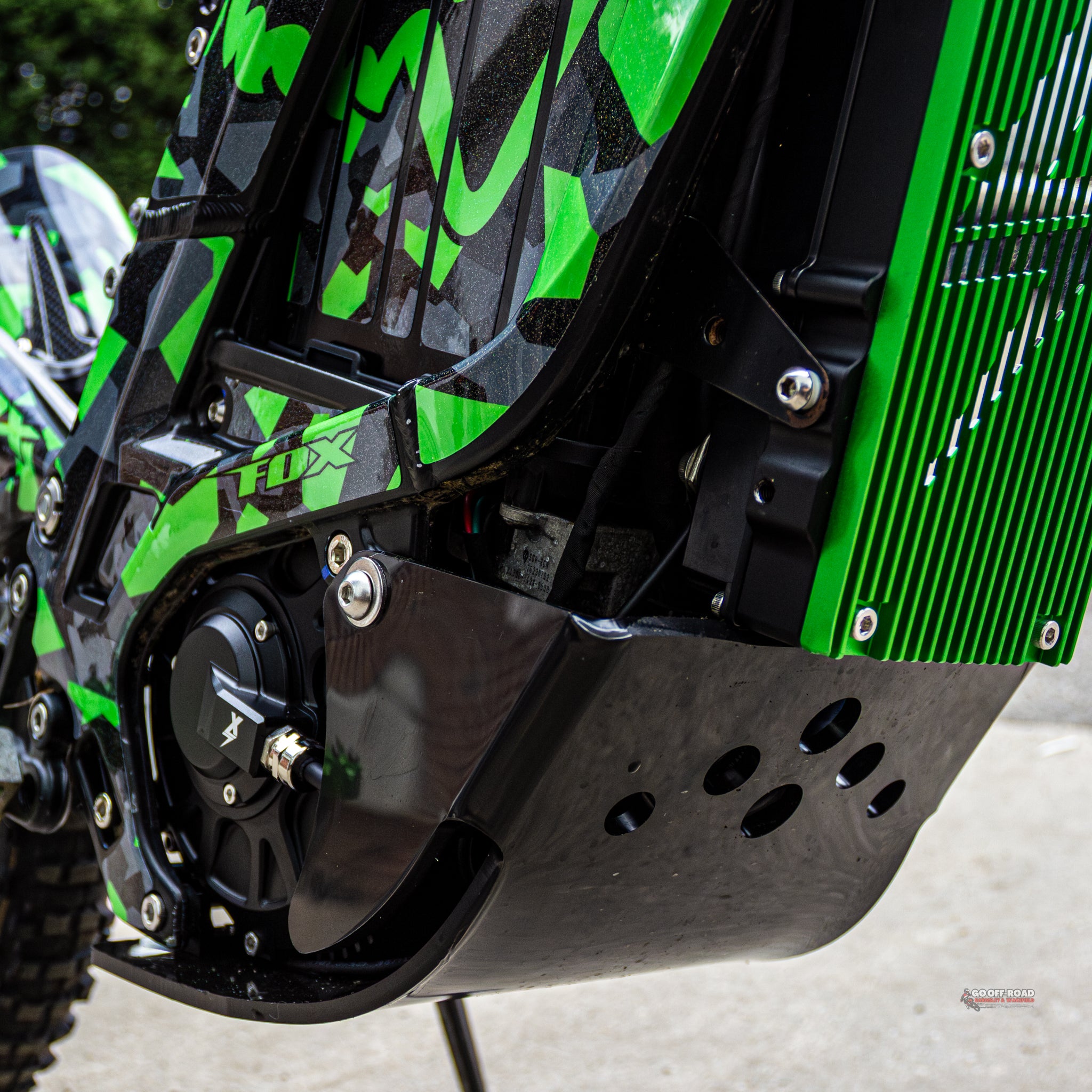 FoxLBX-10 - Surron Off Road USA