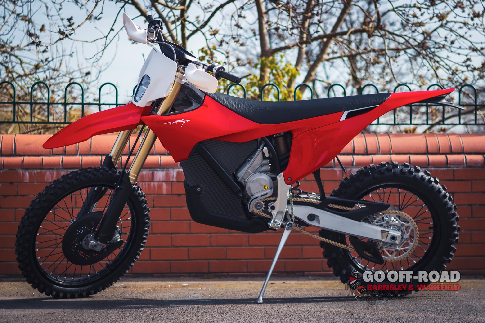 StarkEXFirstLookwm-01_26539010-91d3-4290-9662-000910757621 - Surron Off Road USA