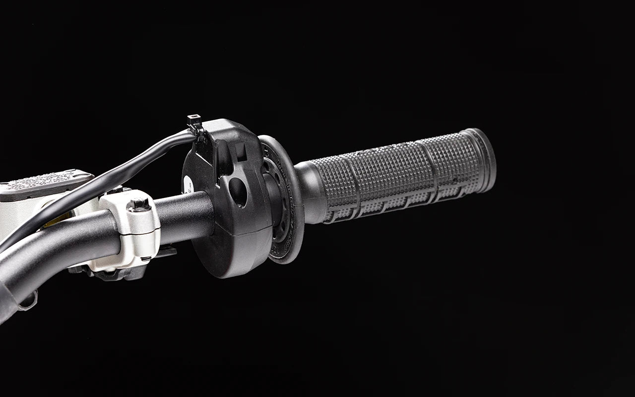 Throttle_f40a5555-c3ff-4947-8dde-1ef5a1e36fc3 - Surron Off Road USA